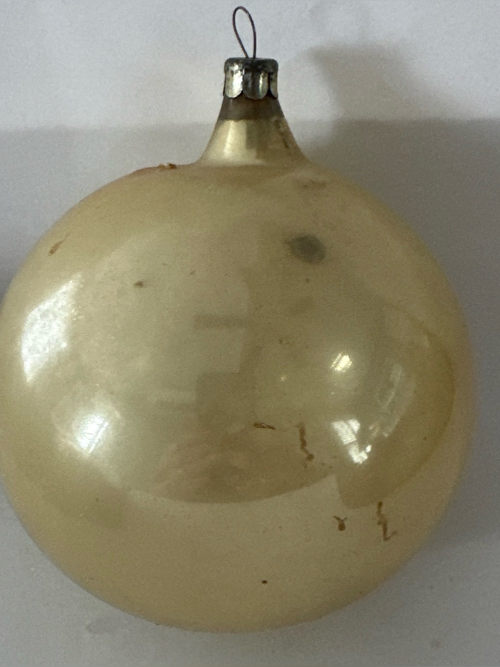 VINTAGE JUMBO PEARLY WHITE USSR ORNAMENT